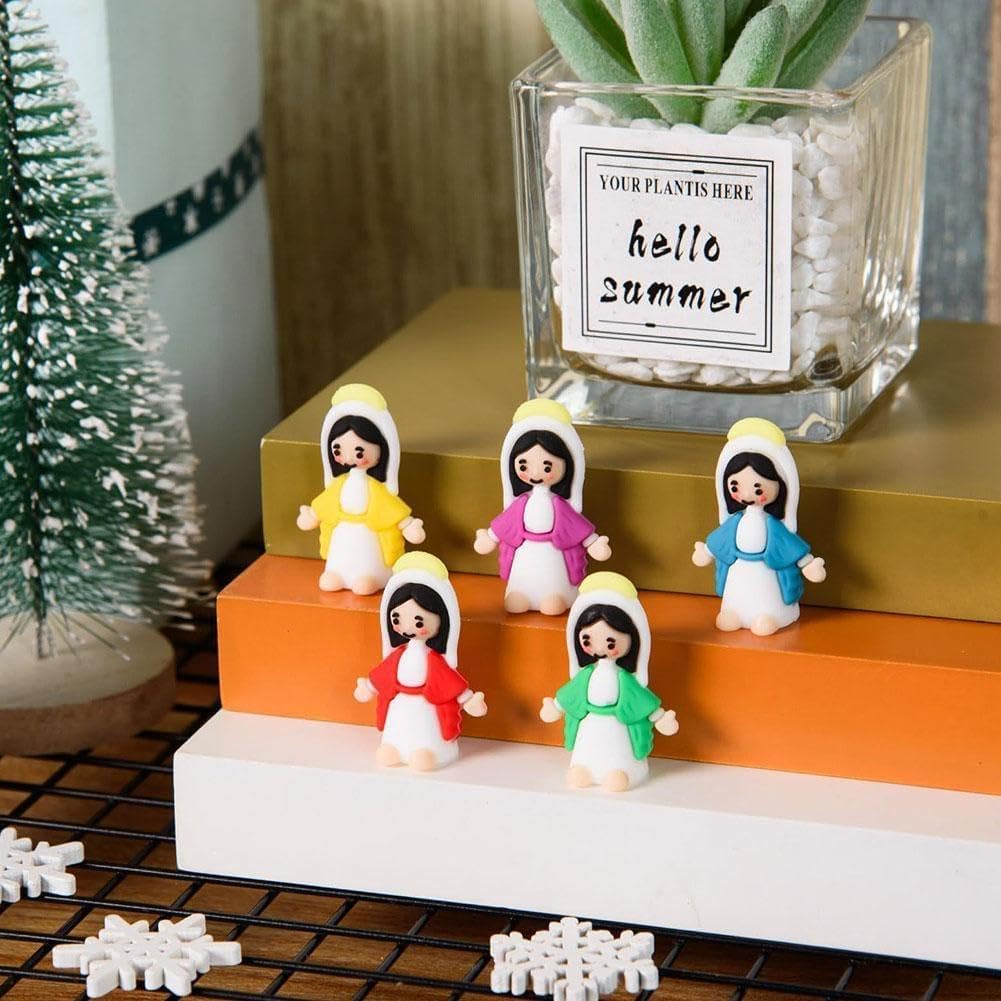 CZTICLE® Mini Santa Maria Figurines (50-Piece/Set)