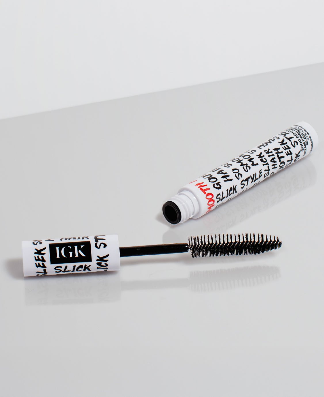 Good Behavior Frizz and Flyaway Lightweight Gel Hair Taming Wand