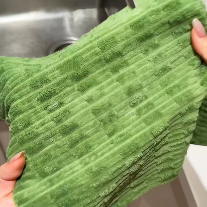 Reusable kitchen cleaning cloth roll for household surfaces