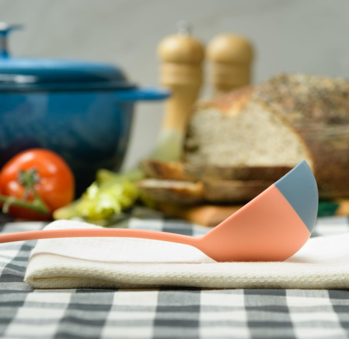 🥄 SCOUPS 3-in-1 Silicone Scoop Ladle |Scoop Every Last Drop – No More Food Waste!